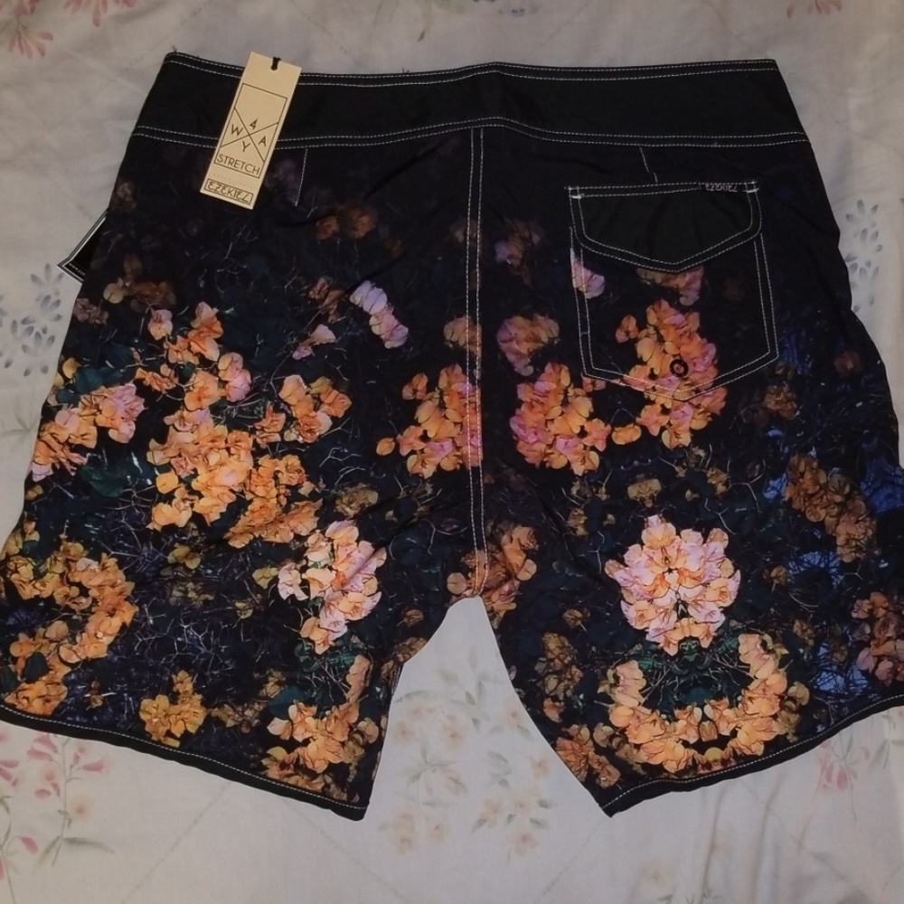 Short for men - Picture 2 of 3